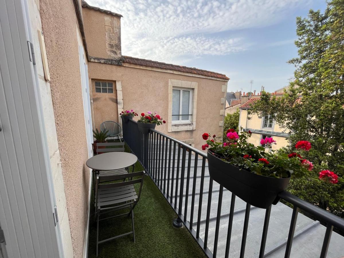 • Bel Appartement - Centre Historique De Poitiers Ngoại thất bức ảnh